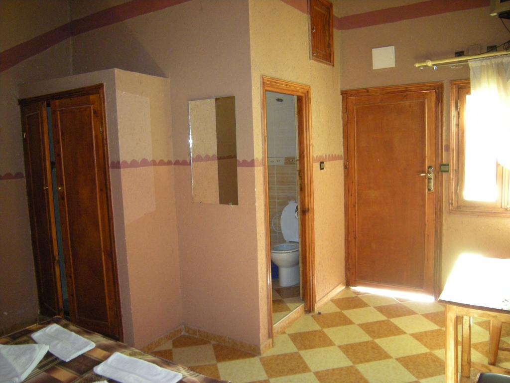 Hotel Mandar Saghrou Tazakhte Kelaat-M'Gouna Екстер'єр фото